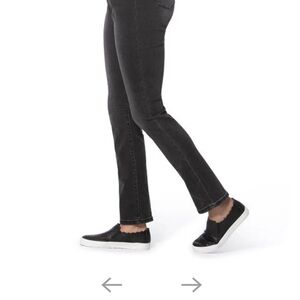 NWT : Lola Jeans Kate-Ash High-Rise Straight 33/14